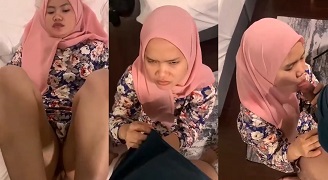 BOKEP INDO JILBAB SANGE DI HOTEL