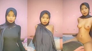 Bokep Indo Celva Sange Pake Botol Colmeknya