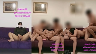 Bokep Indo Ukhti Liar Ngentot Kena Dua Kontol