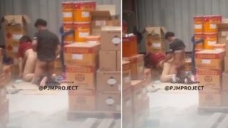 Bokep Indo Ngintip Karyawan Ga Bisa Nahan Nafsu