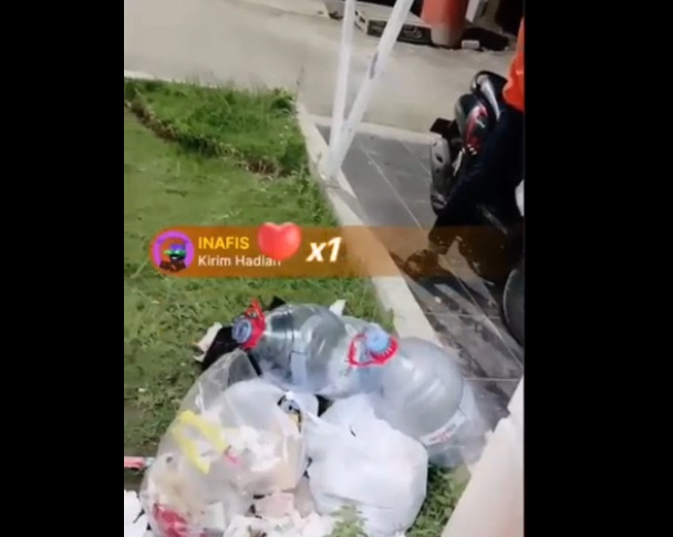 Bokep Indo Driver Ojol Kaget Ditawarin ML Bertiga Hot Indo