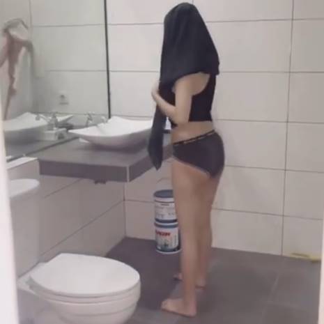 Bokep Indo Fotografer Mesum Entot Model Cantik Pas Ganti Baju