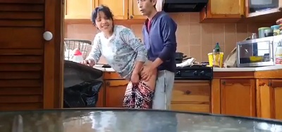 Bokep Indo Tukang Kebun Ngewe Sama Pembantu Di Dapur